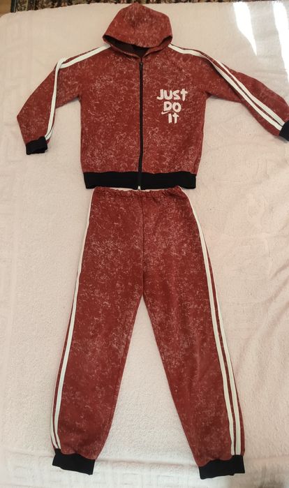 Спортивный костюм на 7-8 лет Унисекс