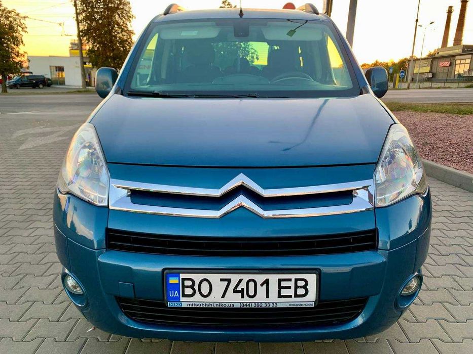 Citroen Berlingo 2010Рік. 1.6диз. Рідна фарба.