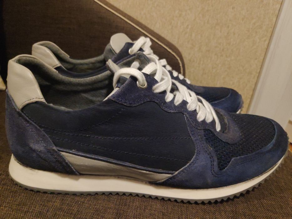 Чоловічі кросівки (42 р.)