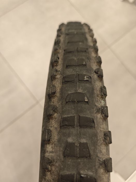 Opona maxxis DHR 29 x 2.4