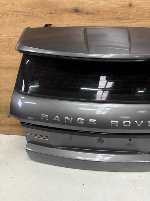 klapa bagażnika range rover evoque