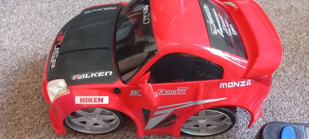Carro telecomandado