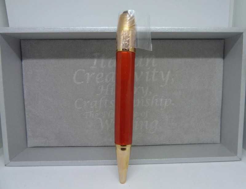 Caneta nova Omas Milady Coral Garnet - SALDO