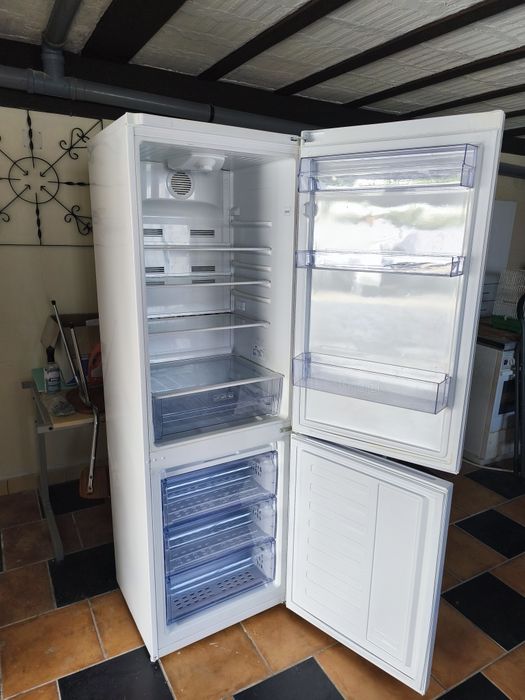 Frigorífico combinado Beko