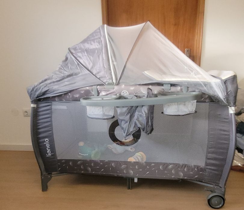 Cama de Viagem / Berço Lionelo Completo (Com Acessórios) – Excelente Estado