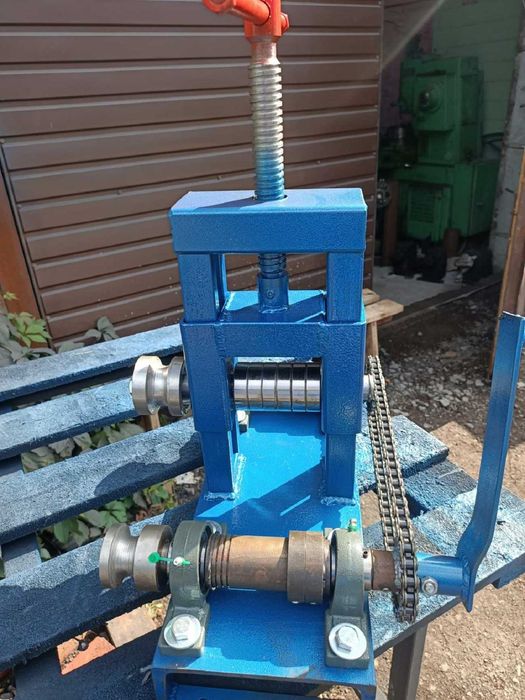 Профилегиб 80×80×2мм трубогиб с выносными валами под круглую трубу