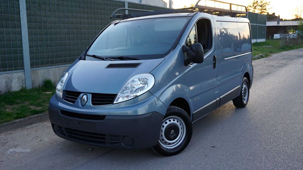 Renault Trafic 2.0 115 km ** Bagażnik Dachowy ** Sprowadzony ** Klima