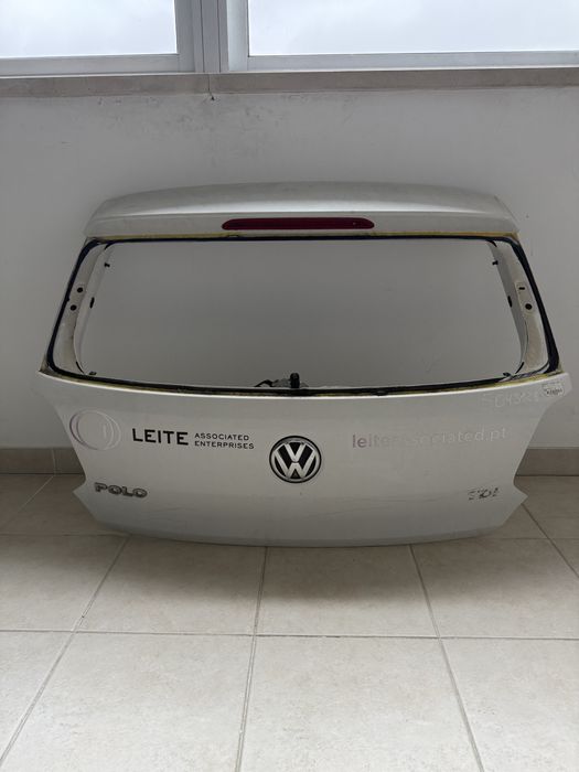 Tampa da mala VW Polo