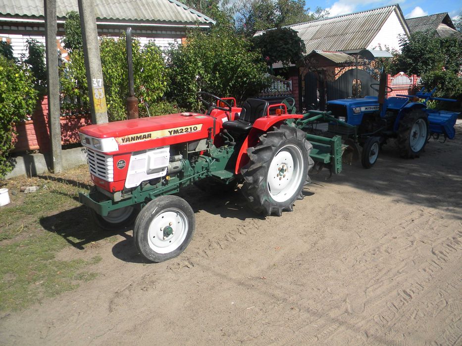 японский мінітрактор янмар 2210