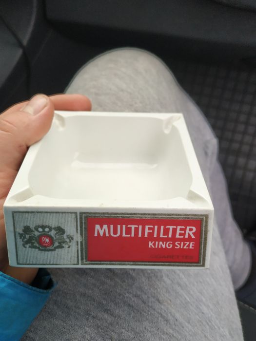 Popielniczki,papierośnice Marlboro