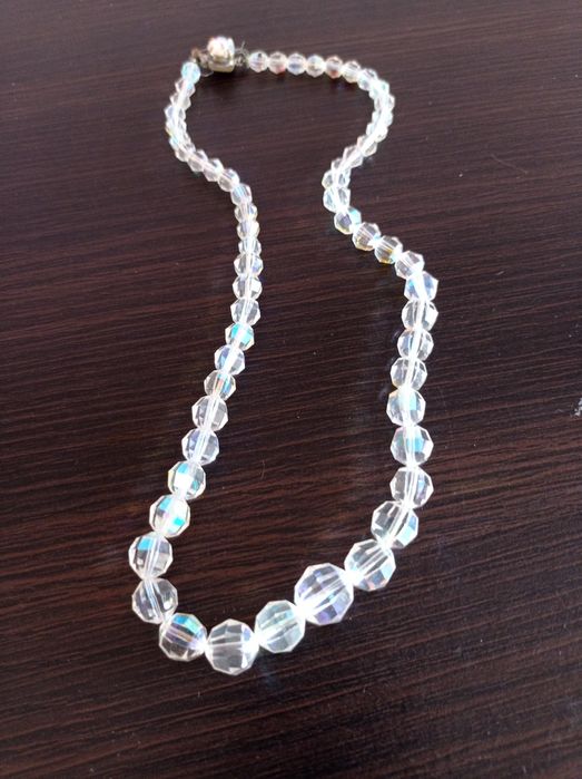 Бусы 3-х видов. Бижутерия.