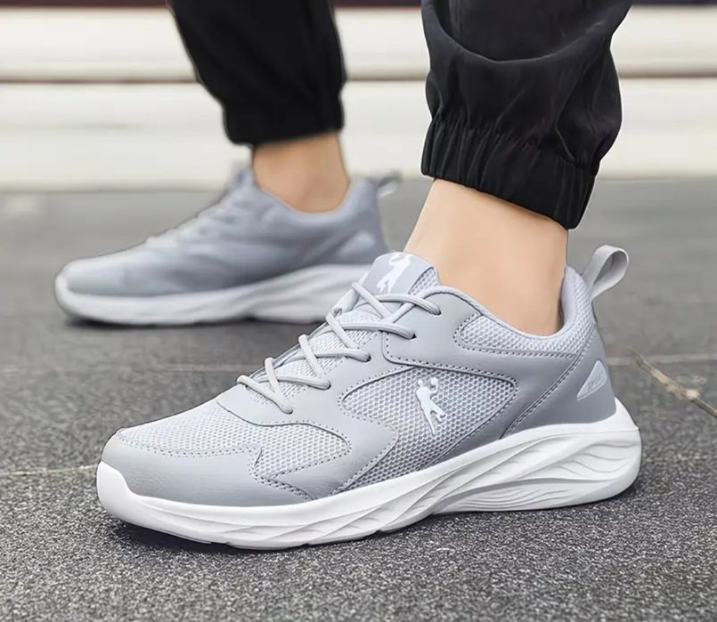 Чоловічі кросівки