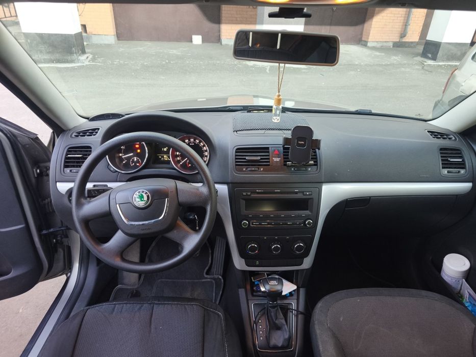 Skoda Yeti 2012 1.2аппп.офіційна