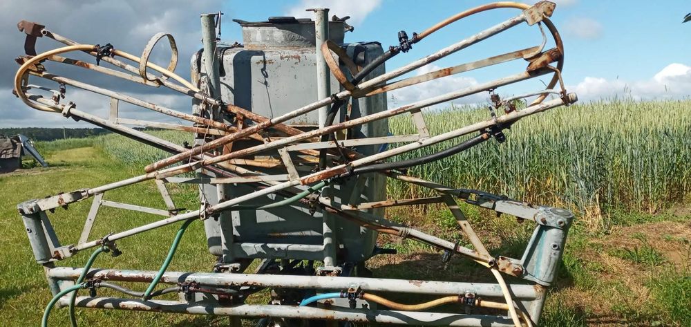 Оприскувач 400літрів