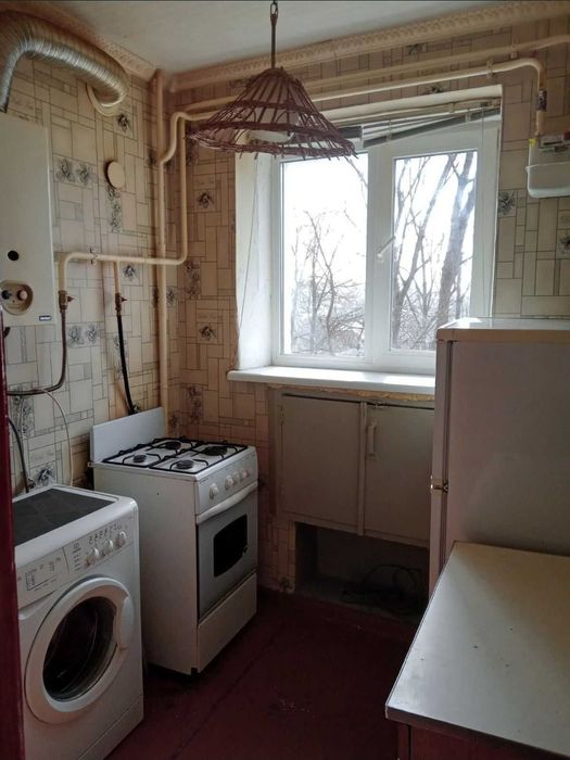 Продаж 1к квартири  в цеглі на 4 поверсі, Є Відновлення- так