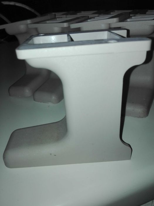 Bases / Pés Em Plastico 86208 Cavity