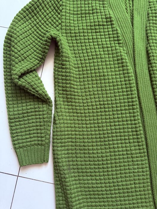 Продам комфортный кардиган в идеалтном состоянии , 80%шерсть, 20%акрил