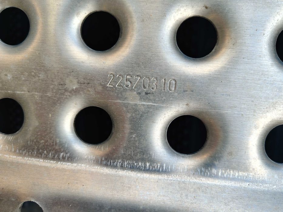 Podest roboczy do VOLVO FHR nowy