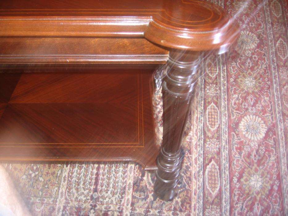 Mesa de sala udsada