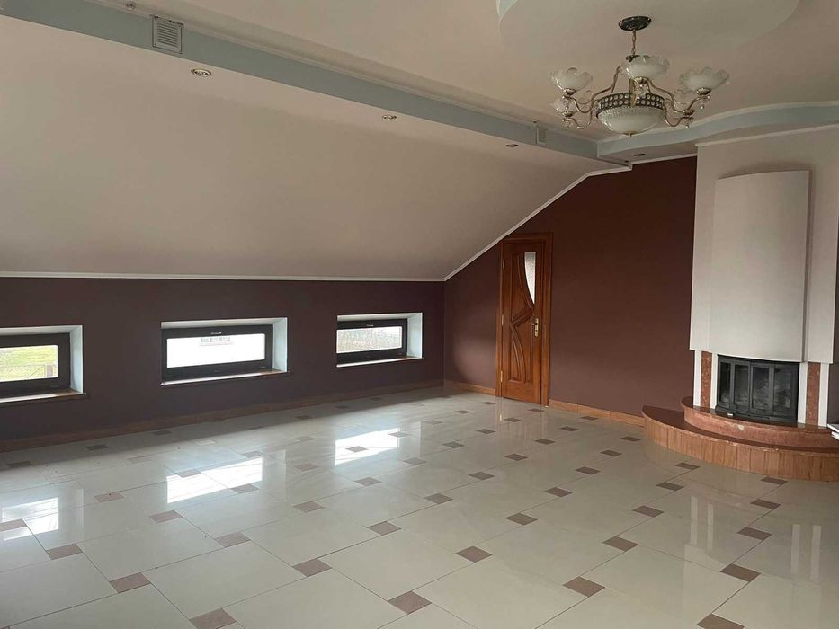 Нежитлове приміщення під магазин, м.Жовква