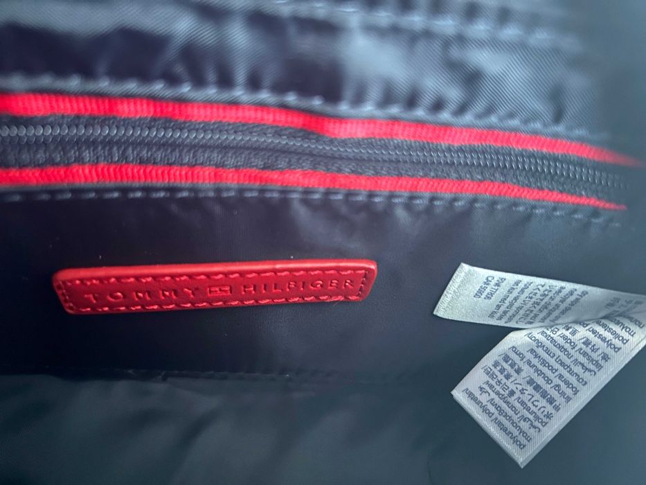 Tommy Hilfiger torebka na ramie