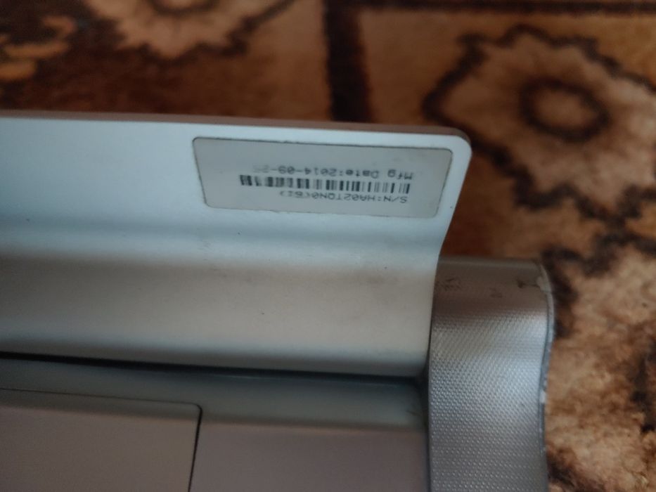 Продам планшет Yoga Tablet 2(8') Wi-fi.
