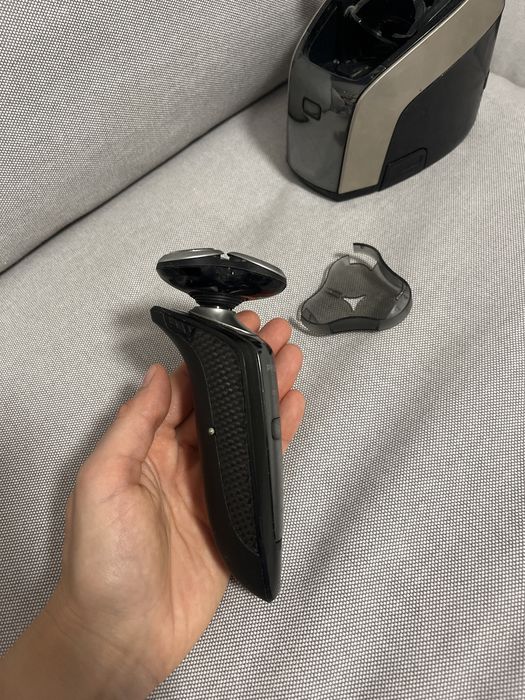 Golarka Philips arcitec RQ1095 z bazą do mycia