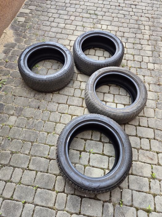 Opony zimowe bridgestone 225/50 r17 21rok