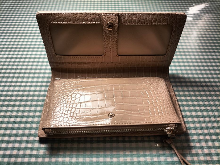 Carteira Parfois bege