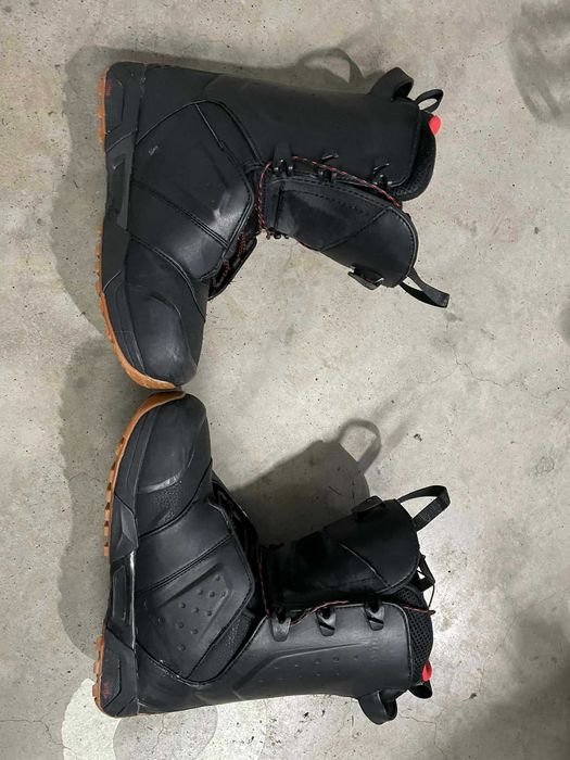 Deska snowboardowa GNU Head Space 155cm z wiązaniami i buty 42 27cm