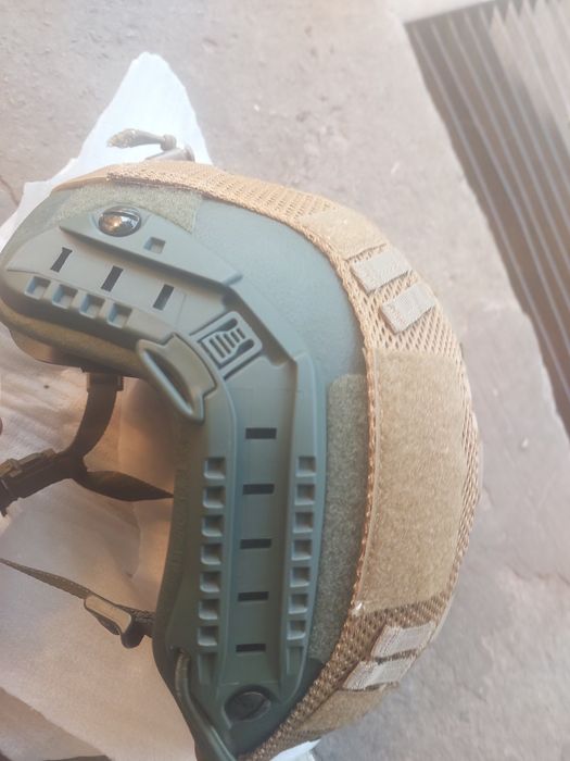 Продам шолом новий розмір L