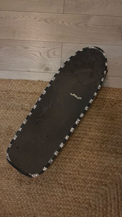 Skateboard Quiksilver Lines 9"