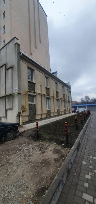 Продам  комерційне  приміщення