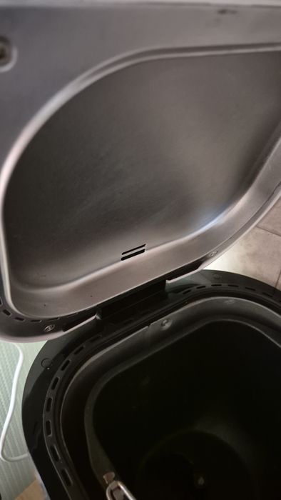 Продам хлебопечку Tefal.