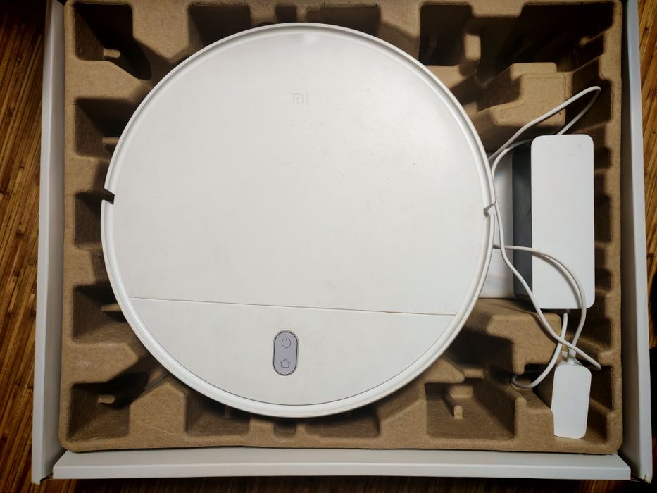 Робот пылесос Xiaomi Mi robot с функцией влажной уборки