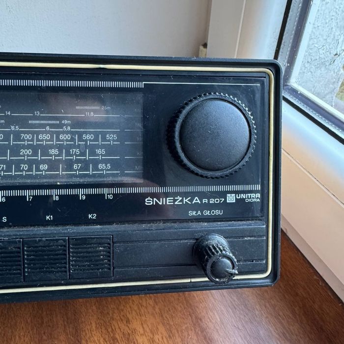 Stare radio Unitra Diora Śnieżka R207 PRL