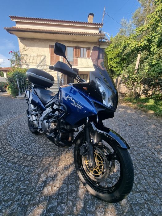 Suzuki V-Storm 1000cc