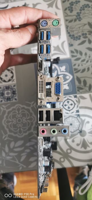 Vendo maderboard MSI H110M - E34