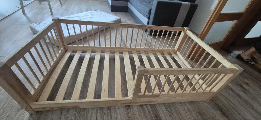 Łóżko 140x70 + materac