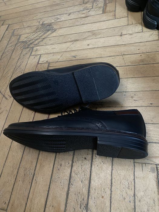 Чоловічі туфлі шкіряні