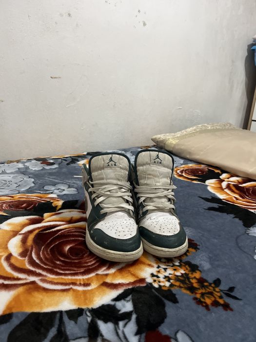 Nike Air Jordan(mid)