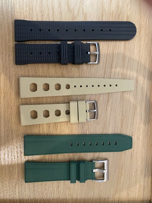 Braceletes em Borracha Novas - Tamanho 22mm