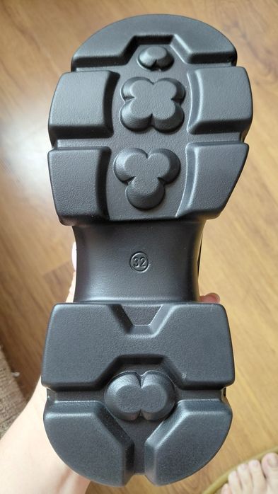 Нові туфлі 32 розмір