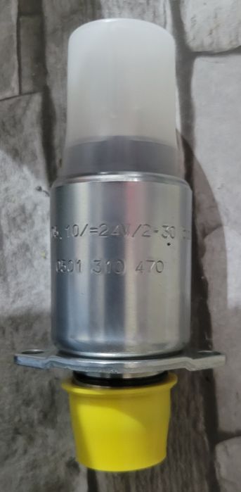 Válvula Solenoide Transmissão ZF 0501310470 - Nova (24V)