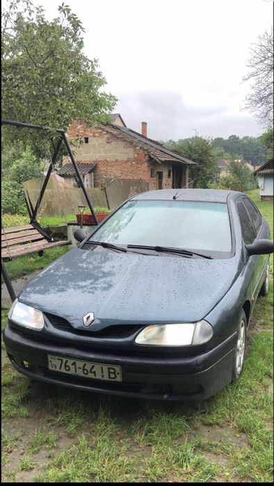 Renault laguna 1