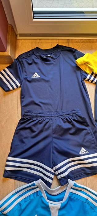 Koszulki piłkarskie Adidas spodenki roz.116/140