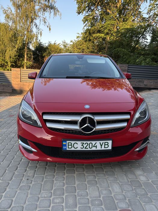 Mercedes-Benz B 250E
