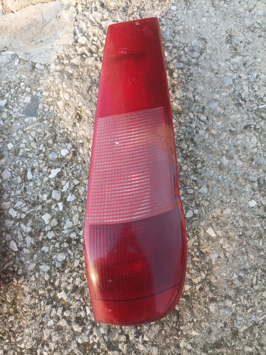 Farolim tras direito fiat punto 55