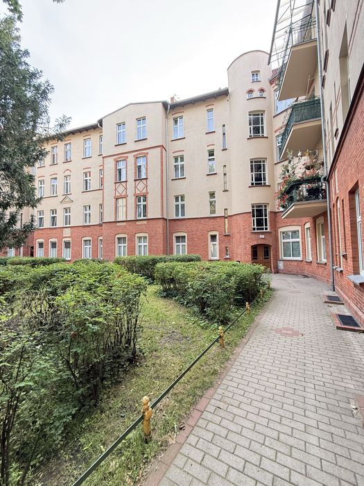 Wynajmę 2-pok. 88m² na Łazarzu (przy Parku Wilsona)