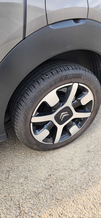 Citroën C4 Cactus 1.2 Pure Tech Rip Curl